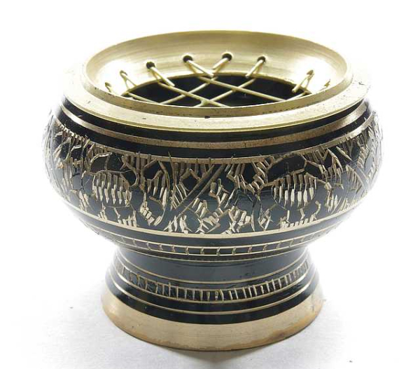 Netzräuchergefäß schwarz/gold aus Messing